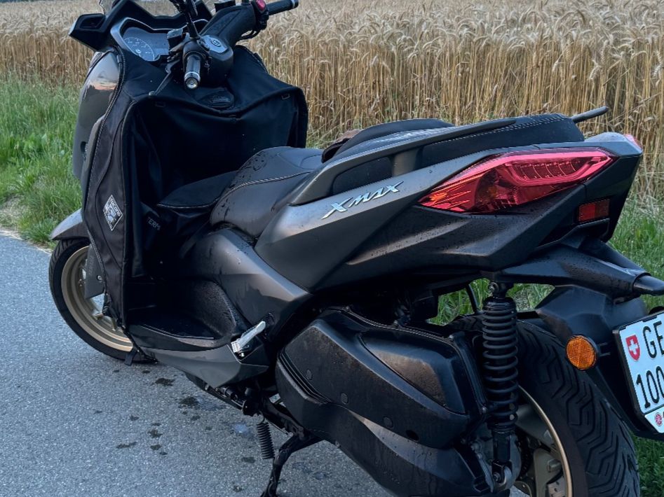 Yamaha Scooter: Yamaha Xmax 300 Tech Max – Usato da Anières venduto da tob_nd9x 1