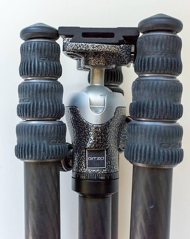 Gitzo Treppiedi & Teste: Stativ Gitzo Carbon + Kugelkopf – Usato da Zürich venduto da rougechristian 2