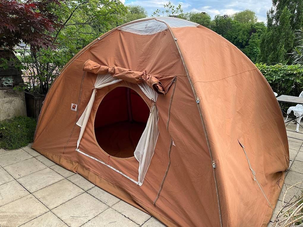 Spatz Zelte: Spatz Swiss Igloo Zelt – Gebraucht aus Davos Dorf von mar_sp87