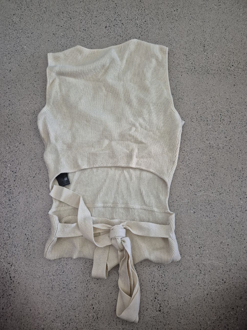 Zara Tops: Gelbes Stricktop – D'occasion à Schlieren par nat_76vd 1