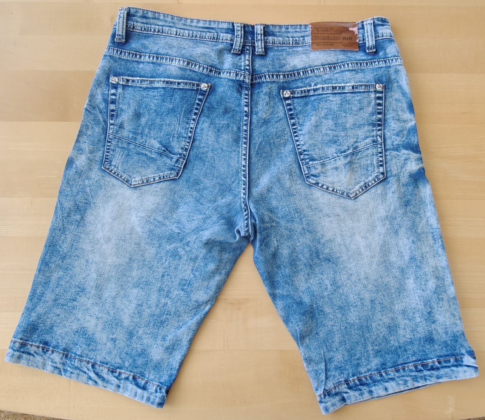 Jeans: Jeans für Herren oder Buben – Usato da Niederrohrdorf venduto da privat23 1