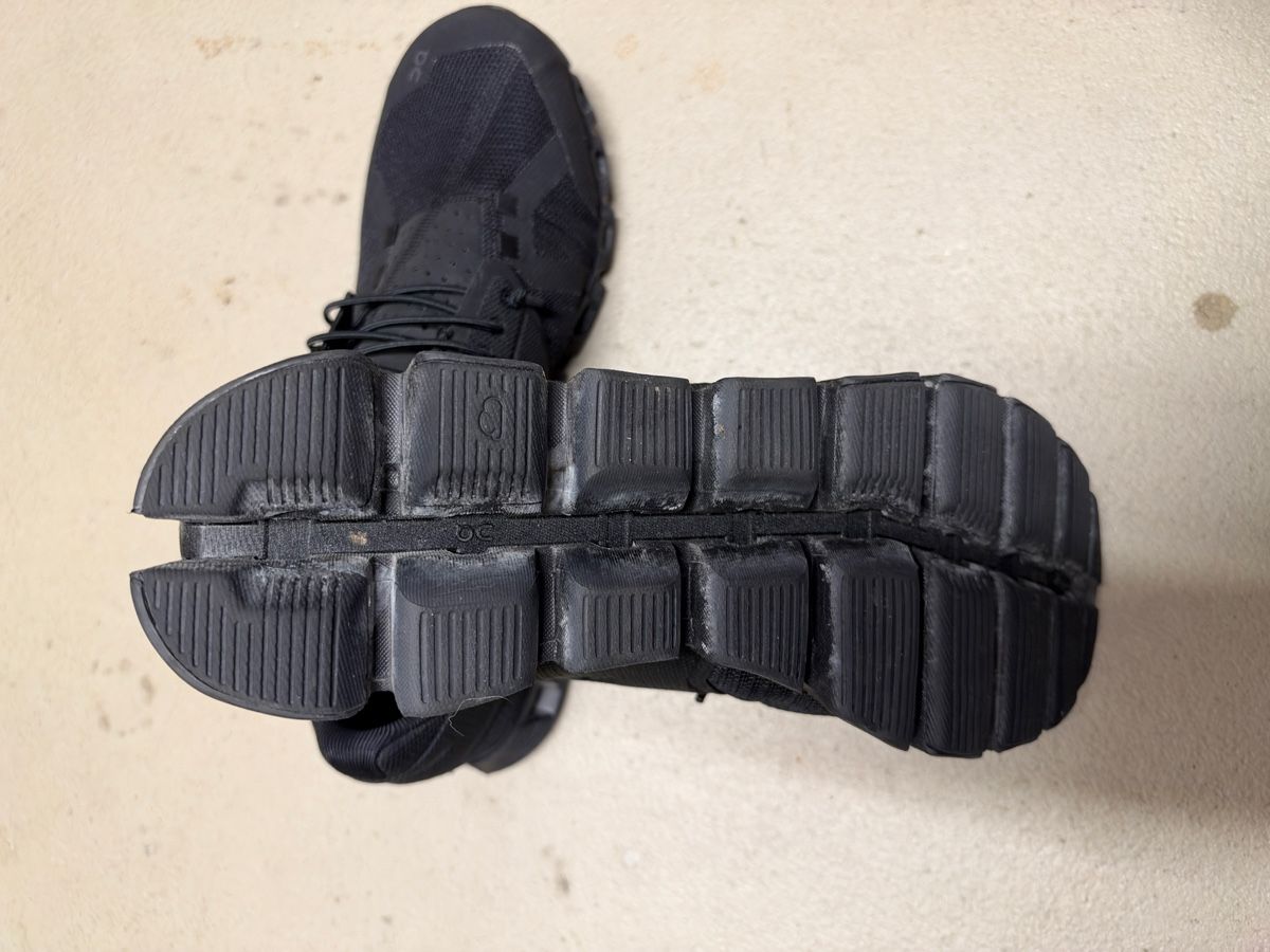 On Herrenschuhe: ON Cloud 5 – Neu (gemäss Beschreibung) aus Arnegg von Angel_jose 1