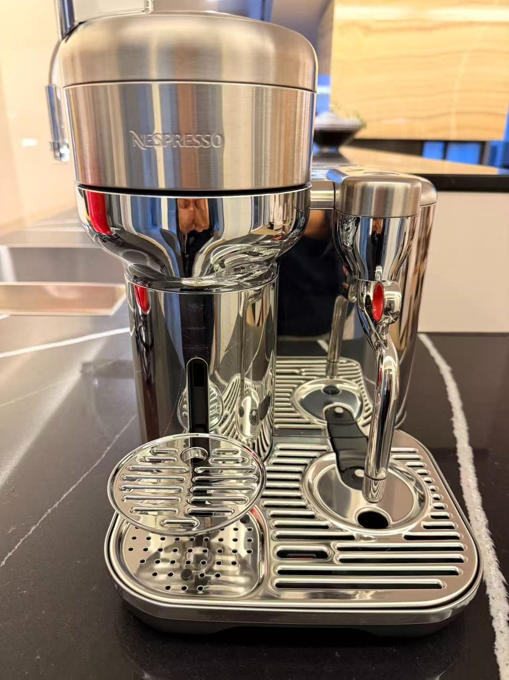 Sage Macchine per caffè & Macchine per espresso: Nespresso Vertuo Creatista Kaffeemaschine – Difettoso da Altendorf venduto da fre_vt86