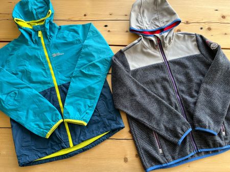 Jack Wolfskin Regenjacke / Jacke & CMP Fleecejacke 146/152