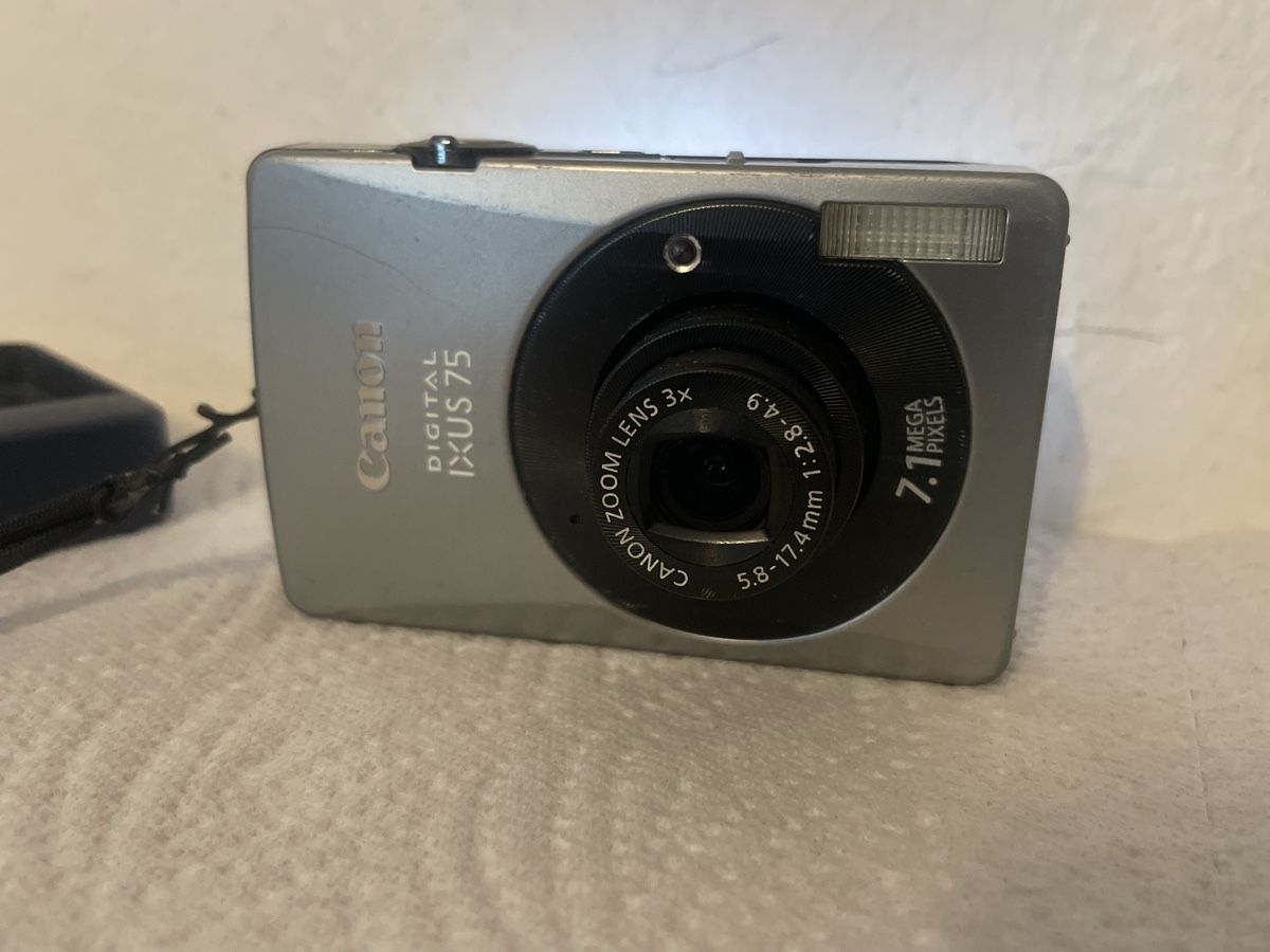 Canon Fotocamera: Canon IXUS 75 Digital Kamera – Usato da Zürich venduto da beli_30 2