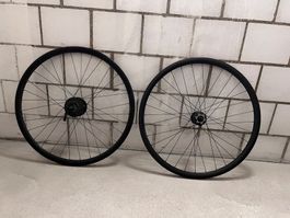 28‘ Laufradsatz Alfine 8 Laufrad Disc