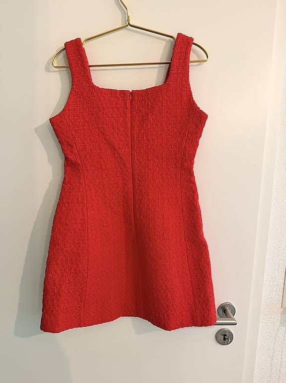 Kleider: Maje Kleid rot – Gebraucht aus Adligenswil von TST04 2