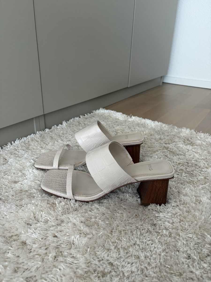 Mango Damenschuhe: Mango Heel-Sandaletten – Gebraucht aus Lenzburg von lejlaimamovic