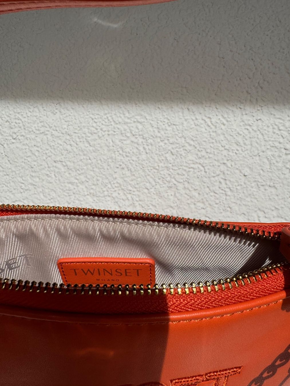 Twinset Taschen für Damen: Neue orange TWINSET Tasche – Neu und originalverpackt aus Balsthal von armenharut 4