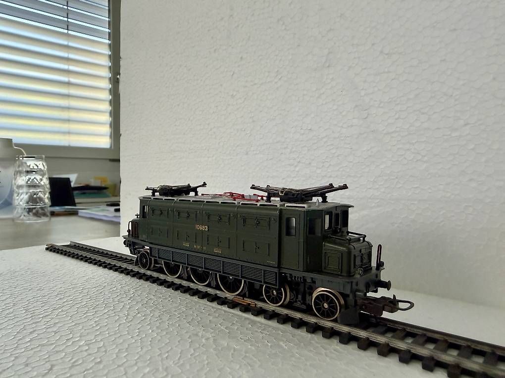 Lima Modellini di ferrovie: LIMA SBB Ae 3/6 I 10683 Elektrolok – Usato da Muri AG venduto da cag733