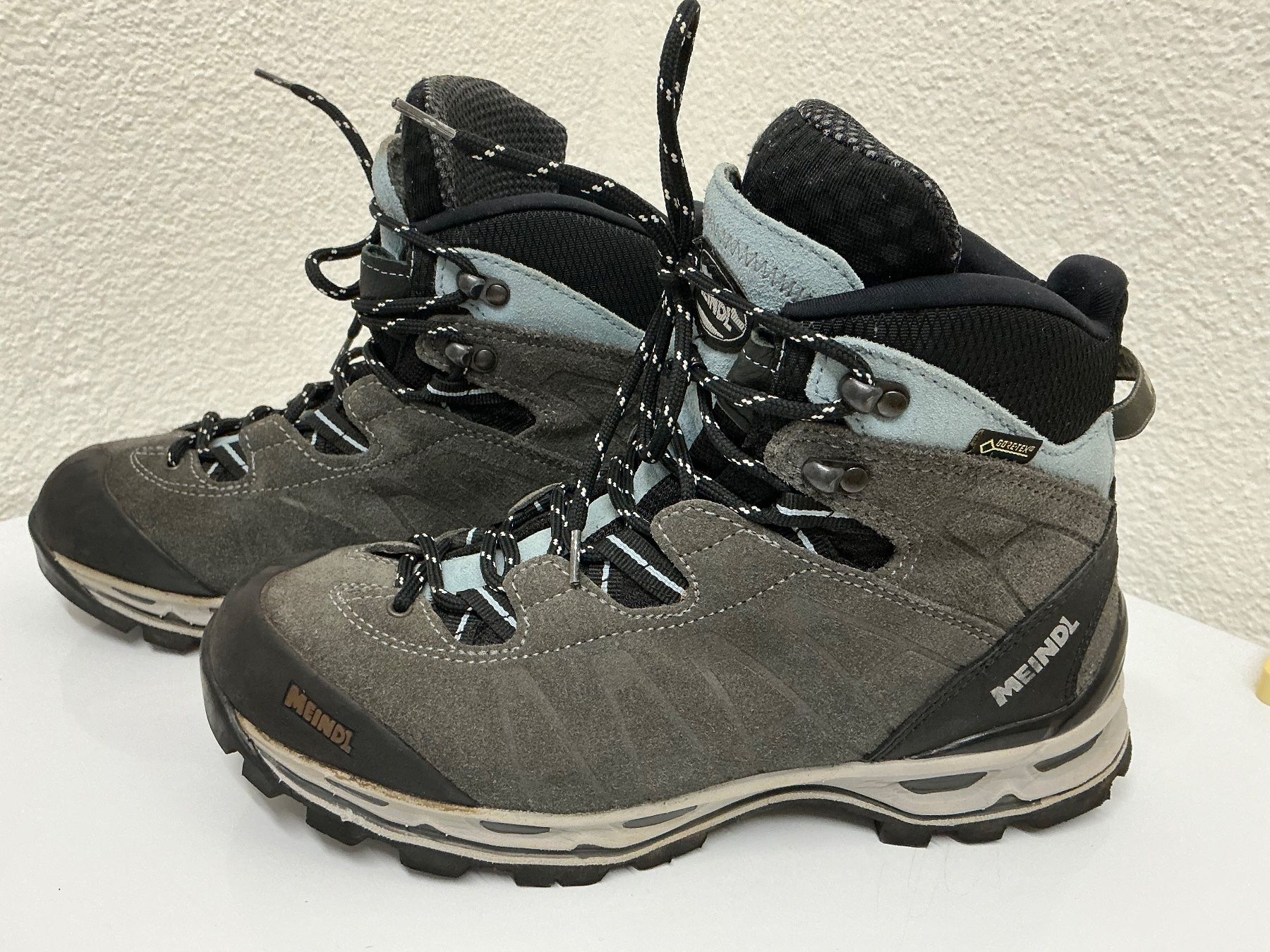 Meindl Damenschuhe: Meindl Damen Wanderschuhe Trekkingschuhe Gr.41 – Gebraucht aus Siebnen von mac_8tmv