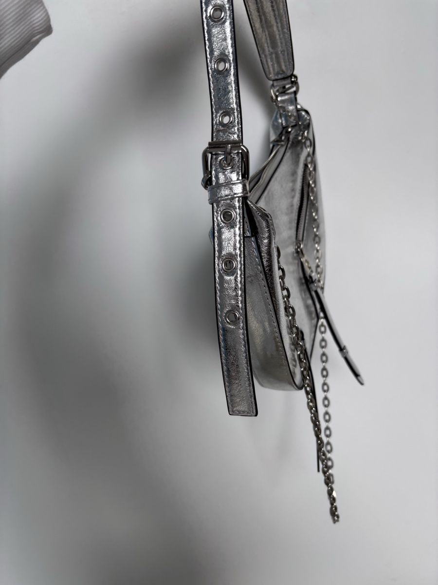 Taschen für Damen: Trendige Tasche in Silber – Neu (gemäss Beschreibung) aus Steinmaur von aly_mhs6 5