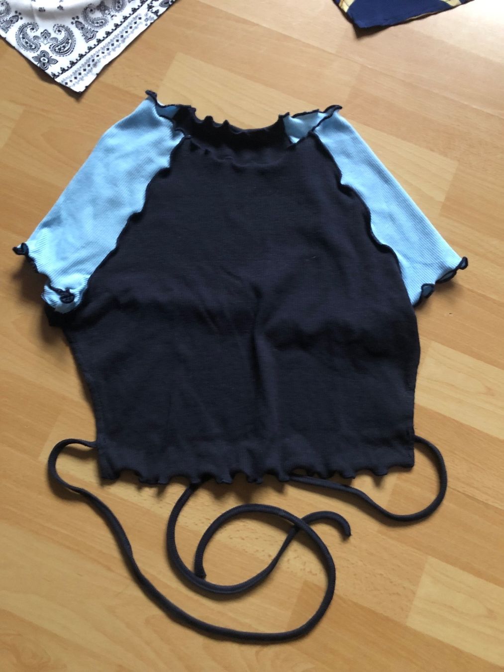 Shein Top: Oberteile, Gr. 36/38, 3 Stk. – Usato da Hallwil venduto da claire70 3