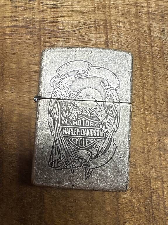 Accendini: Harley Davidson Zippo Feuerzeug  – Usato da Seuzach venduto da Wolf936 1