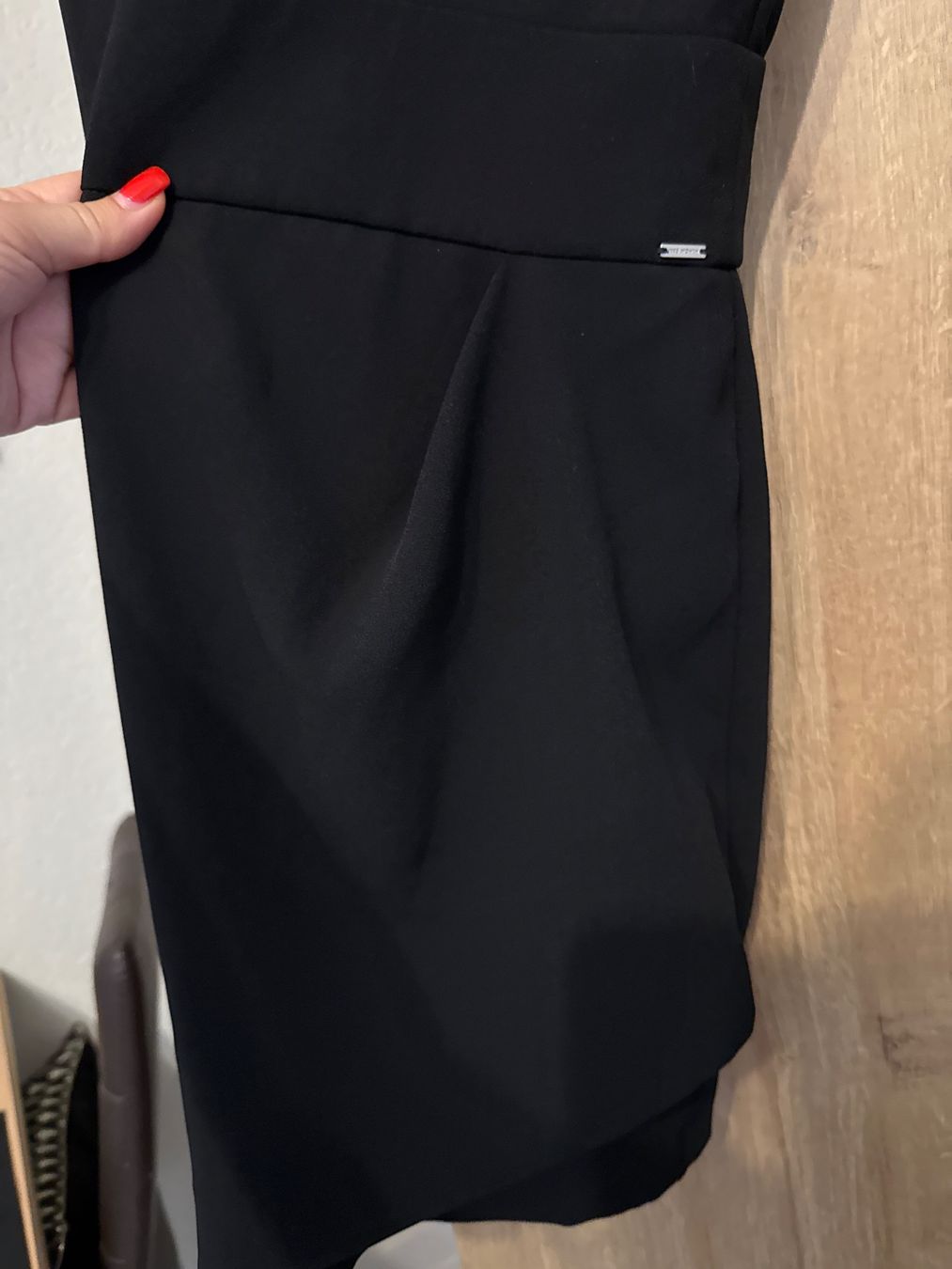 IKKS Robes: Robe noire IKKS Women – Taille 40 (M) – D'occasion à Grône par ukr_2qbg 2