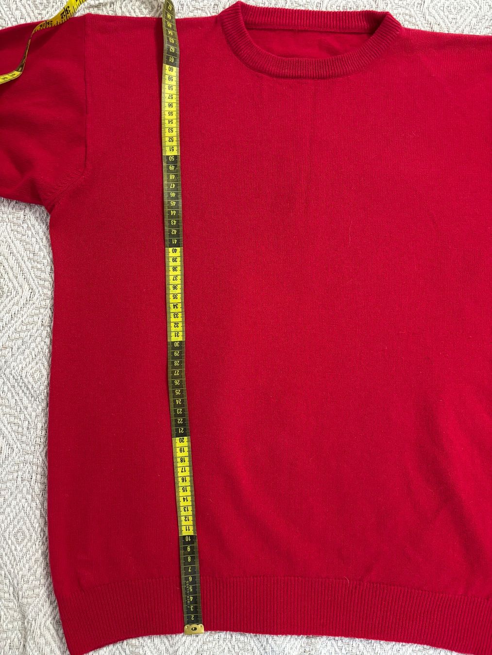 Pullover & Sweatshirts: Red cashmere pullover – Gebraucht aus Neuchâtel von dum_5xby 4