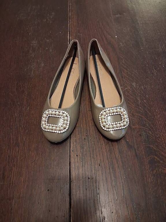 Damenschuhe: Escarpin Licean – Neu und originalverpackt aus Genève von Bell-47