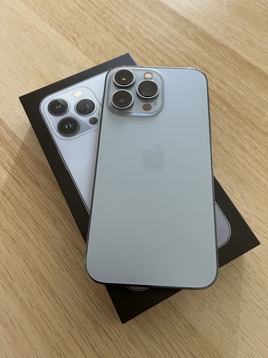 Apple Telefoni cellulari / Smartphones: iPhone 13 Pro 256gb  Akku 91 – Usato da Biel/Bienne venduto da ML31 1
