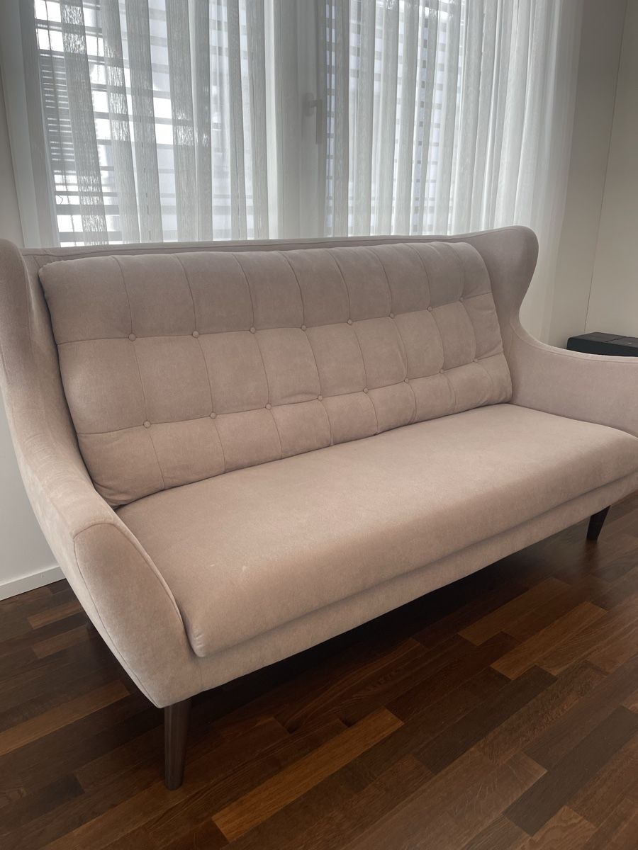 Sofas: Sofa von Livique – D'occasion à Dietikon par flu_y68z