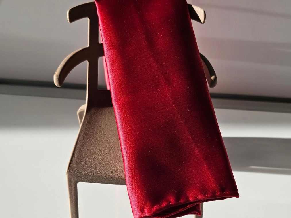 Cravatte: Einstecktuch - Pochette neu und originalverpackt – Nuovo e nell'imballaggio originale da Fehraltorf venduto da yan_t9yg 2