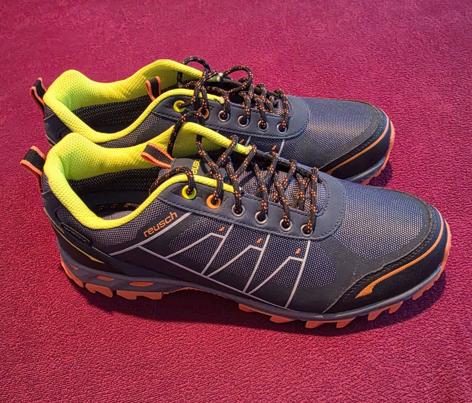 Reusch Scarpe da uomo: Reusch Herrenschuh Gr 45 / Neu – Usato da Chur venduto da Typhoon72 1