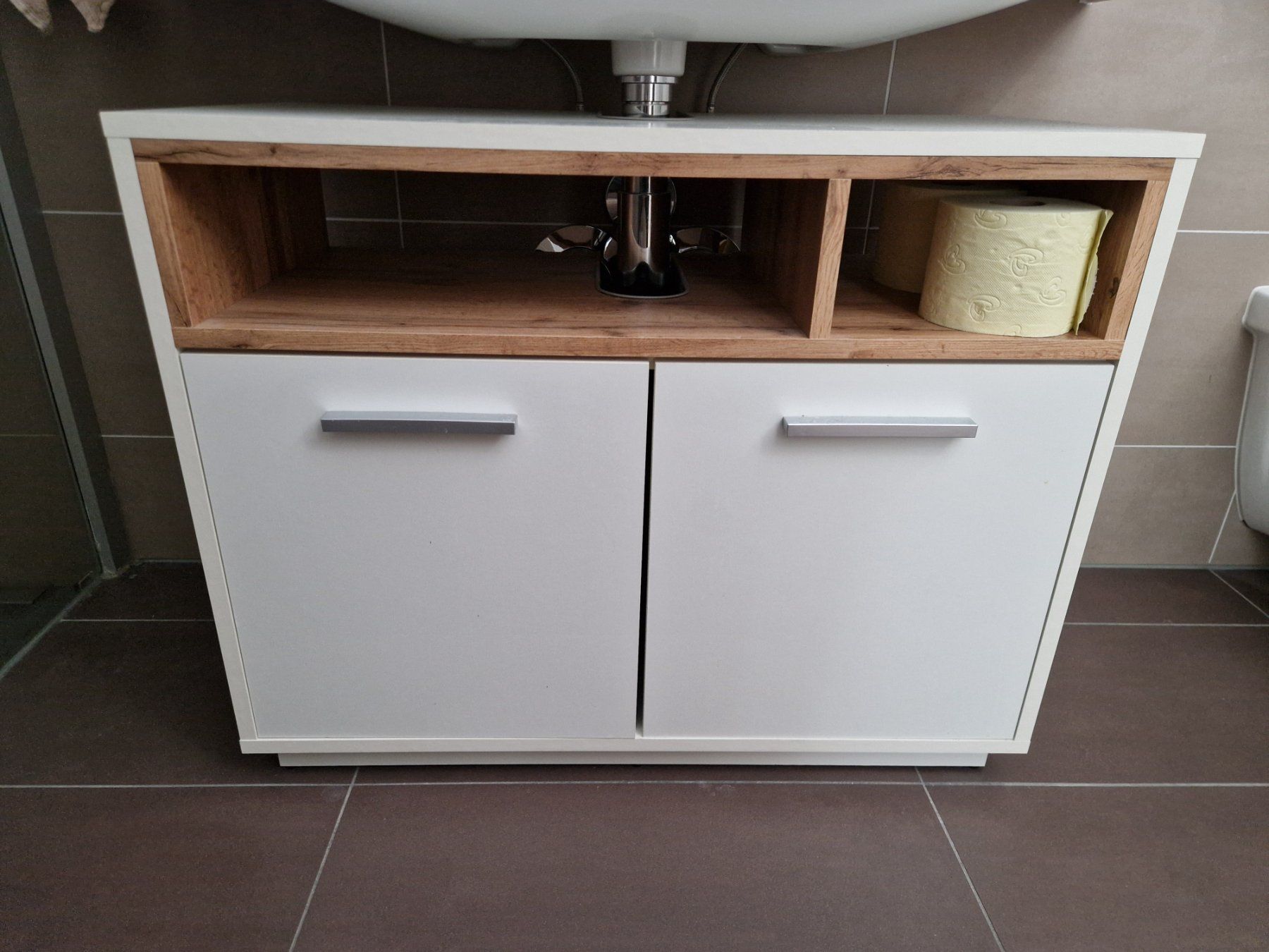Installations & Meubles: Waschbeckenunterschrank – D'occasion à Heerbrugg par san_dr2y 1