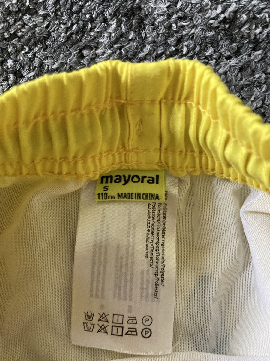 Mayoral Pantaloni: Mayoral Badehose 110 – Usato da Chur venduto da Tommm 1
