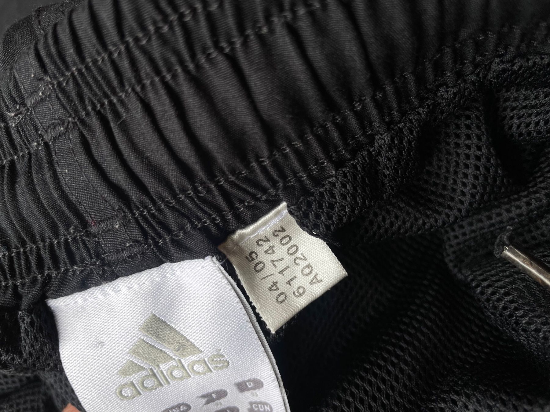 Adidas Hosen: Vintage 2005 Adidas Short S – Gebraucht aus Zürich von le_souk 4