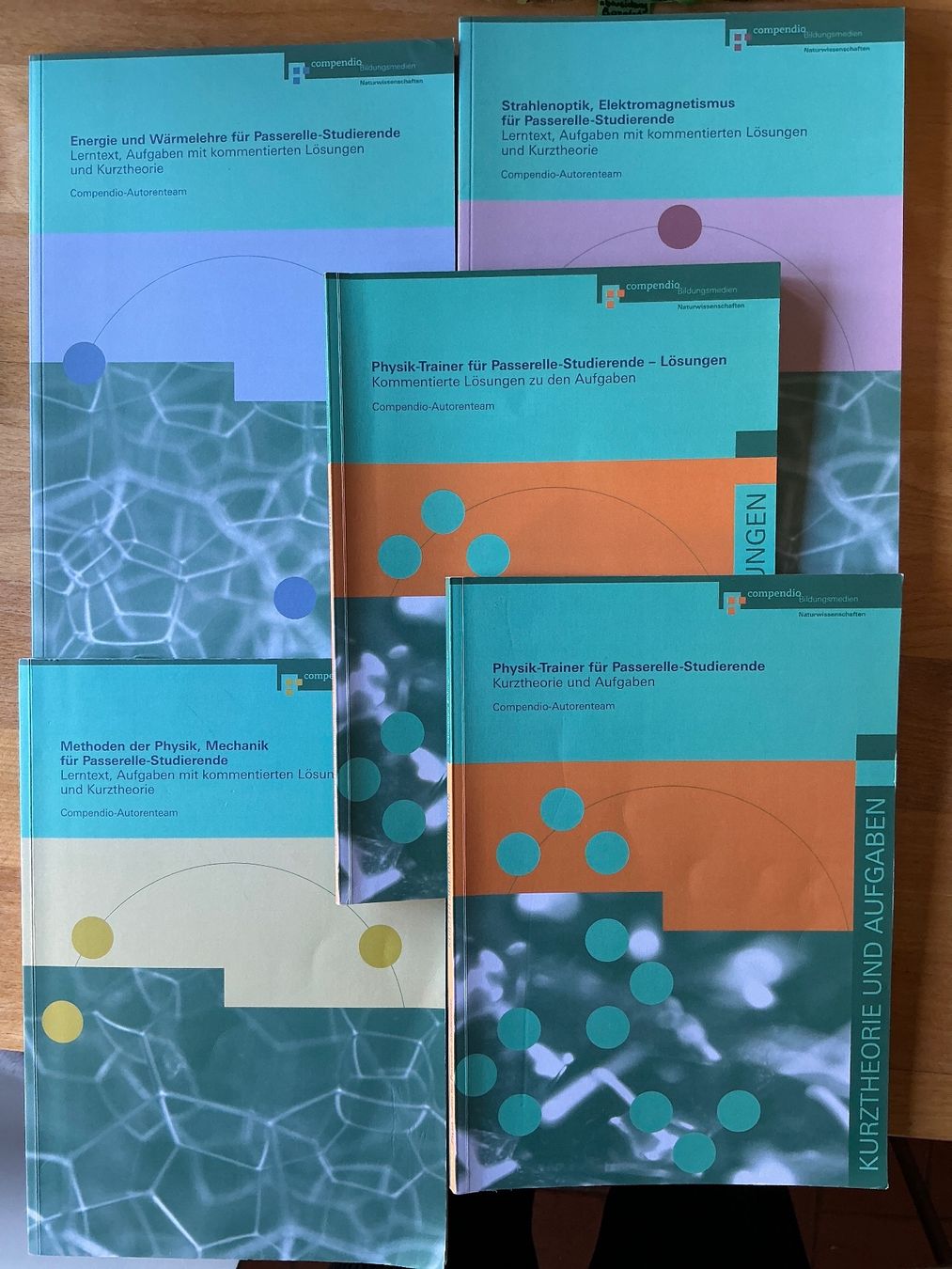 Bücher: Physik Bücher (für zb. KME oder Passarelle) – Gebraucht aus Zürich von Ariel22