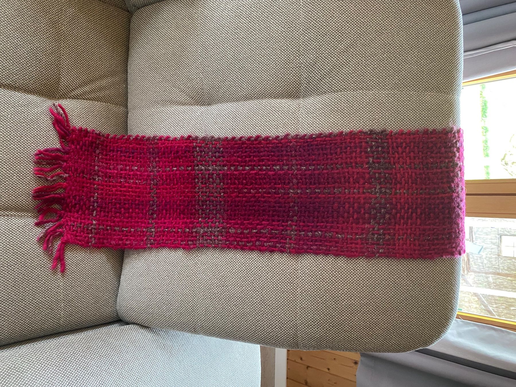 Foulard & Sciarpe: Schal - Handgewoben - Pink – Nuovo e nell'imballaggio originale da wichtrach venduto da Tvenus 3