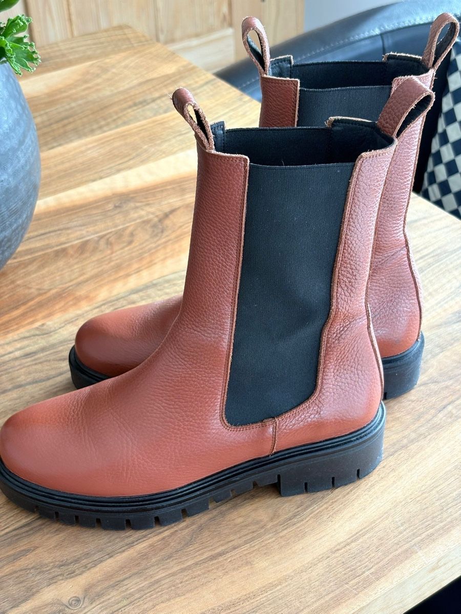 Damenschuhe: Leder-Schuh – Gebraucht aus Eich von pining