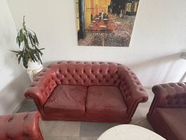 Chesterfield Sofa 2-Sitzer Leder rot gebrauchter Zustand