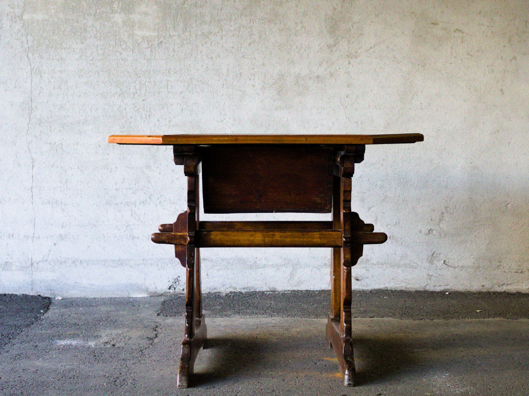 Tavoli: Table rustique – Usato da Les Mayens-de-Sion venduto da valbroc 6