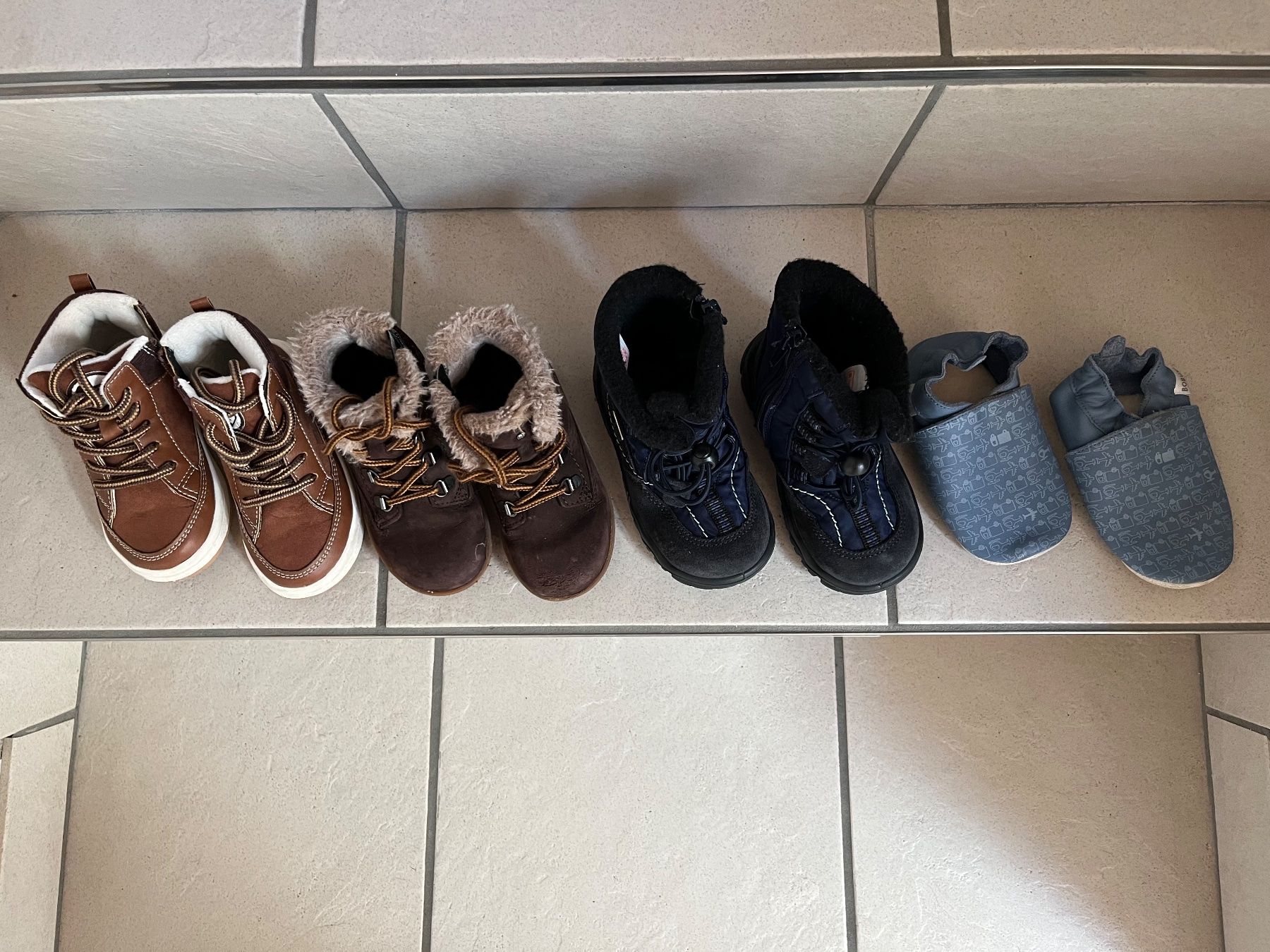 Elefanten Scarpe per ragazzi: Schuhe Herbst/Winter, Gr 23 – Usato da Thörigen venduto da nic_kf6l 1