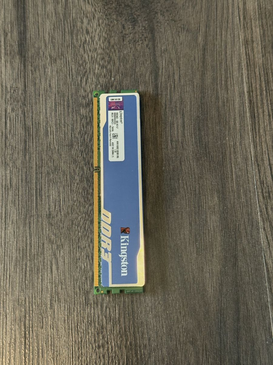 Kingston Elektronikbauteile: Kingston HyperX Blu 8Go DDR3 1600MHz – Gebraucht aus Evilard von Adrien___2 1