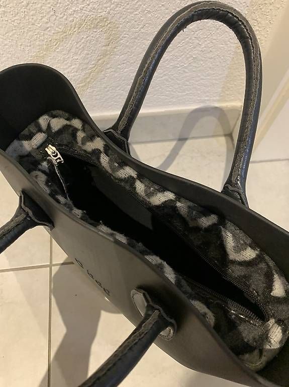 Borse da donna: À vendre sac Obag  – Usato da Savièse venduto da lacombe02 2