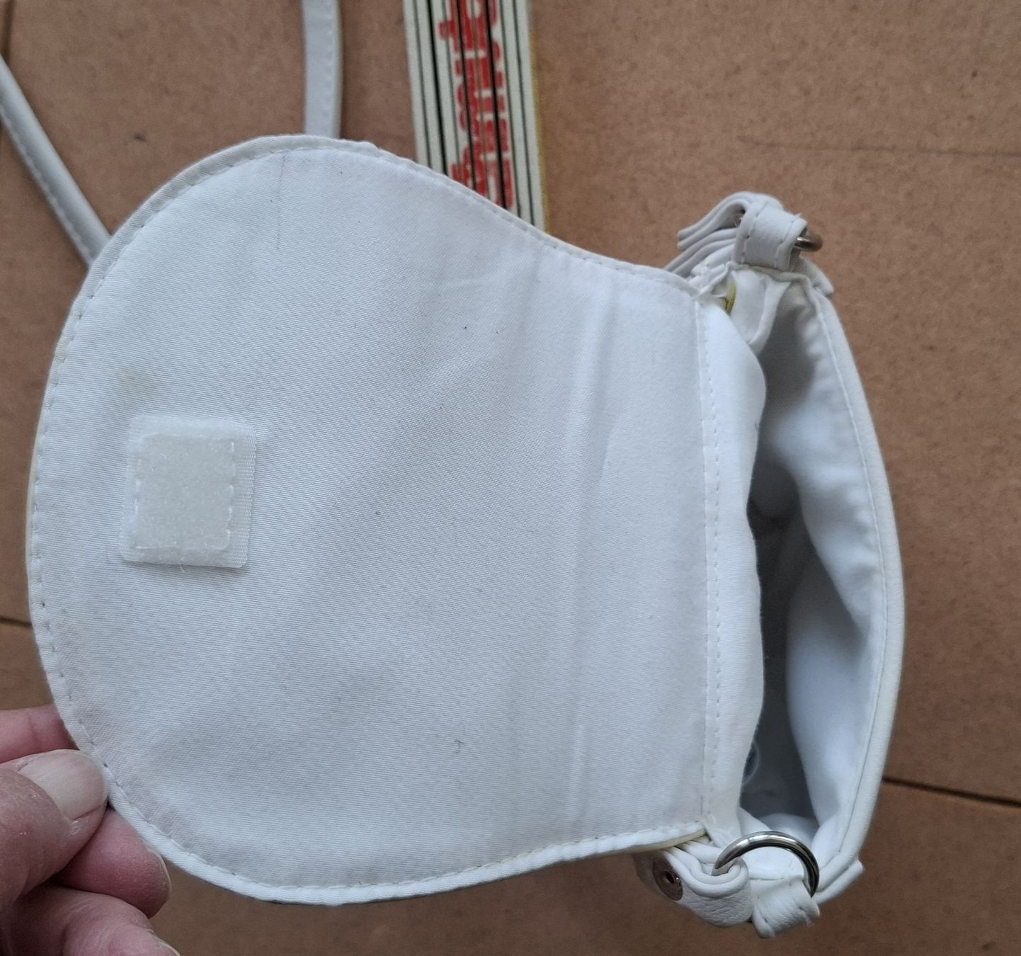 Borse & Zaini: Kinder- Handtasche (Umhängetasche) – Usato da Thun venduto da lede 3