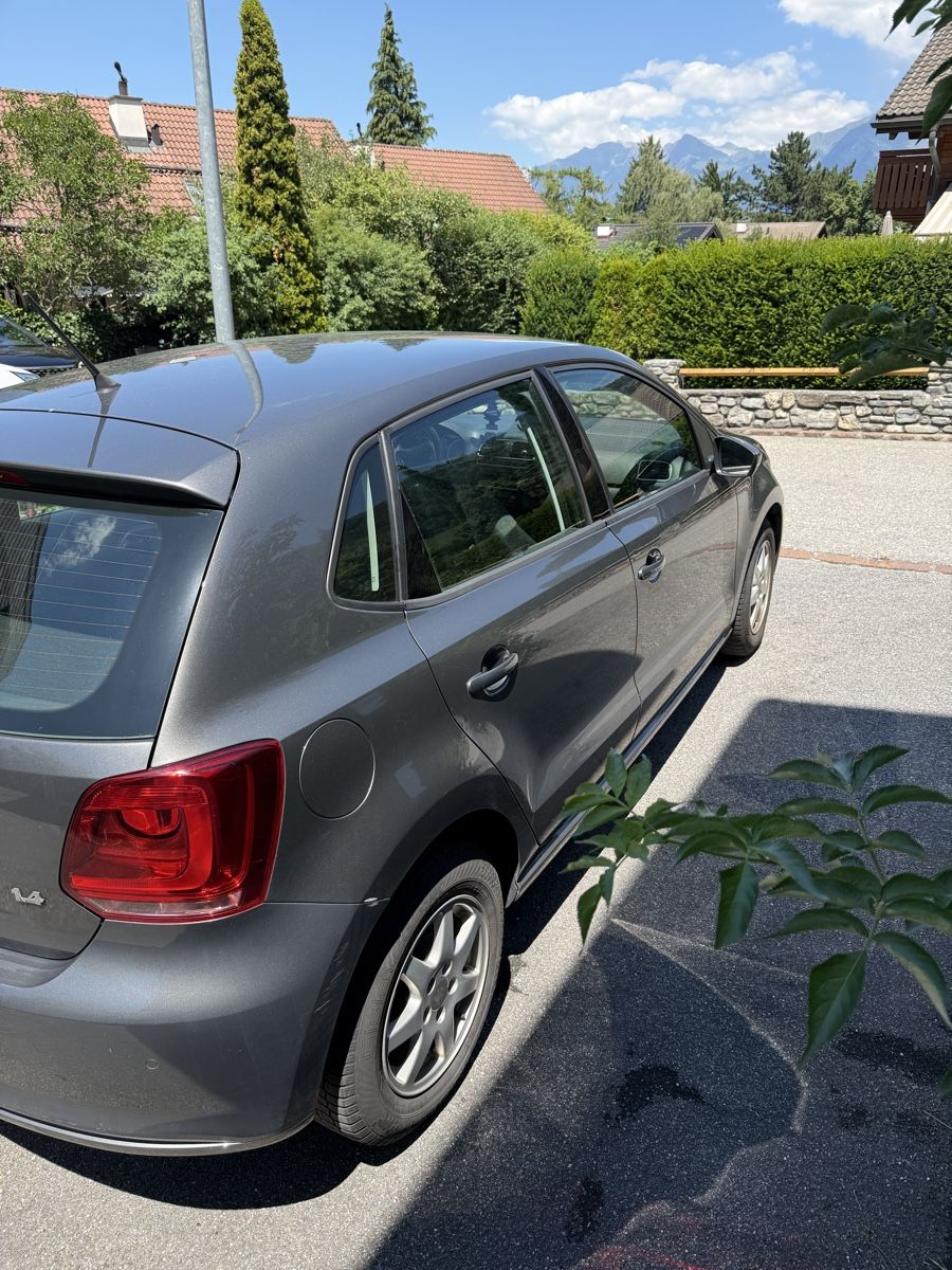 VW Autos: VW Polo 1.4 Limousine – D'occasion à Trimmis par savedra 2