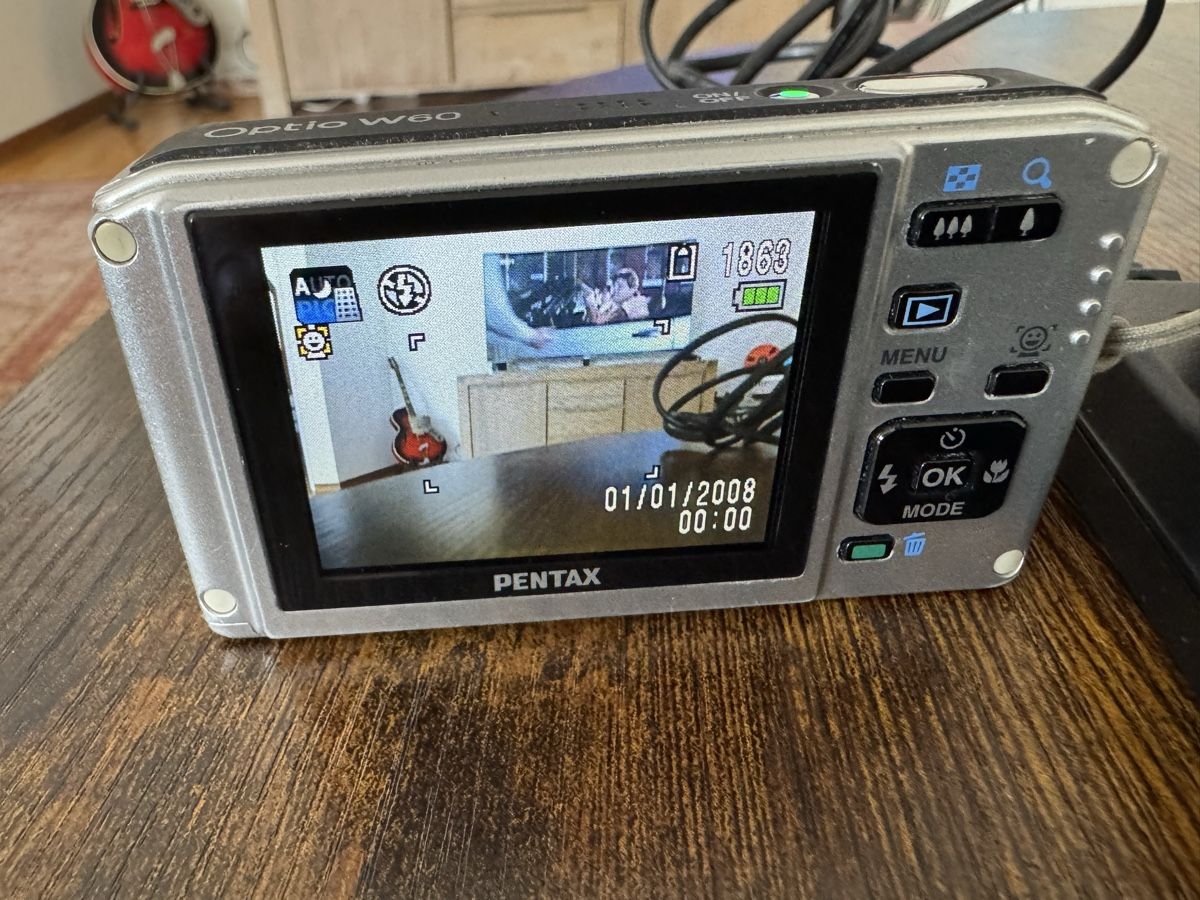 Pentax Kamera: pentax optio w60 digitalkamera – Gebraucht aus Zunzgen von milesdavis76 2