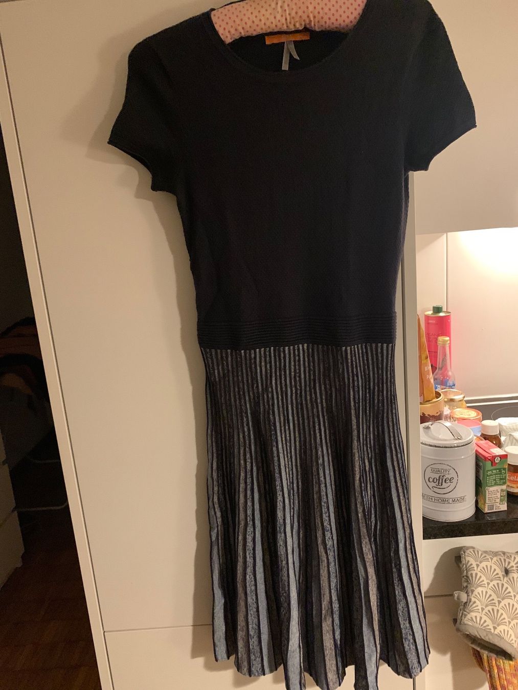 Vestiti: Hugo boss kleid – Usato da Zürich venduto da Nikuska32