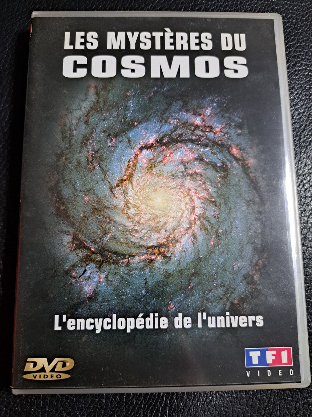 Tutti i DVDs: DVD les mystères du cosmos – Usato da Marly venduto da mic_7k82