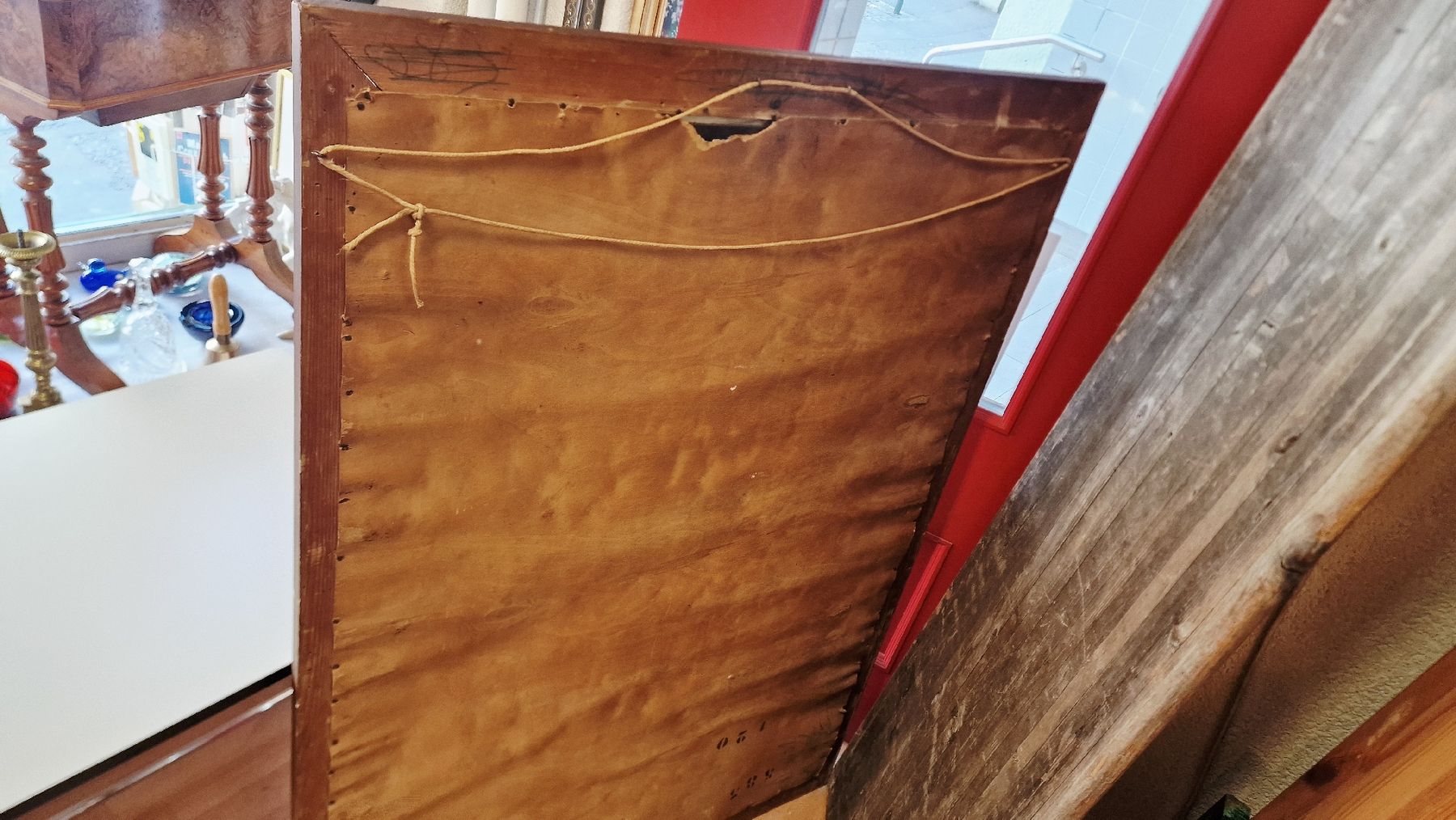 Specchi: Grosser Antike Wandspiegel – Usato da BERN venduto da Intarsia 2