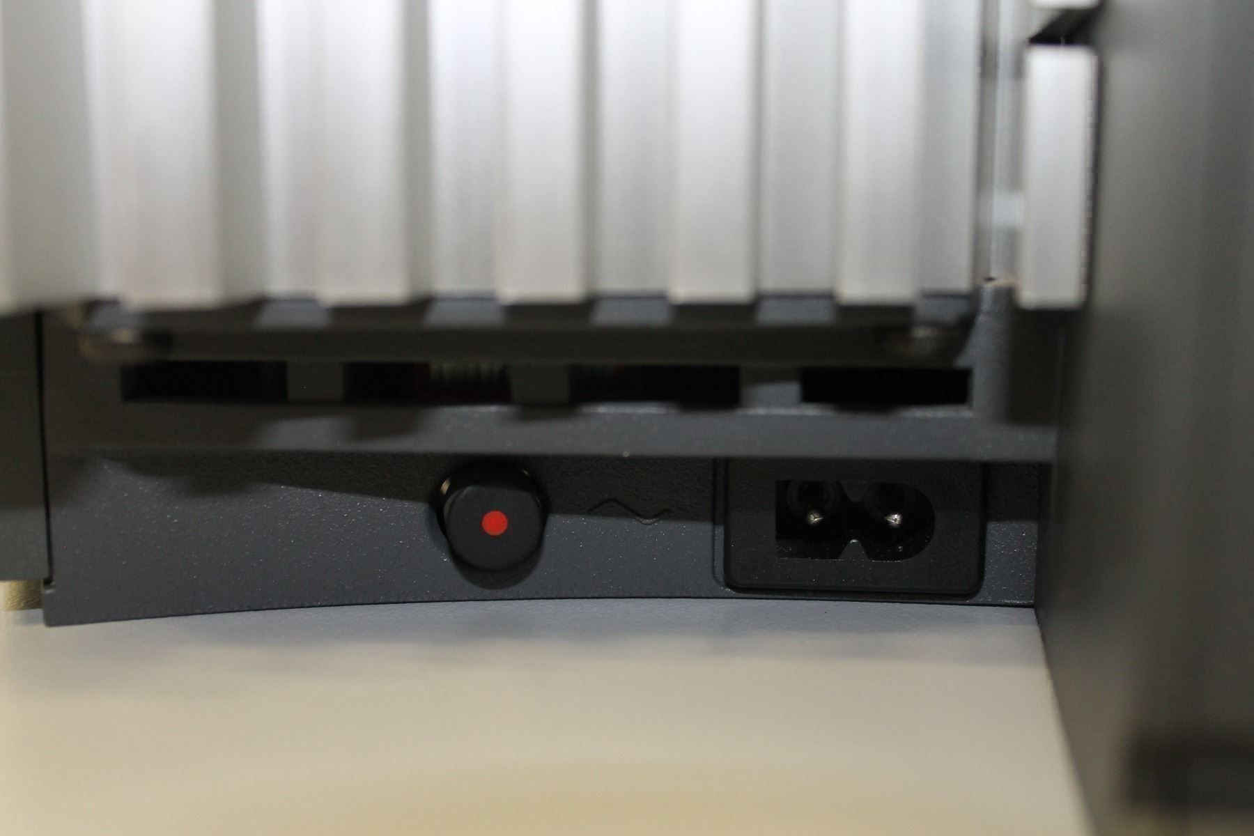 Bang & Olufsen Casse acustiche: Bang & Olufsen BeoLab 2000 – Usato da Hochdorf venduto da av-electronics 6