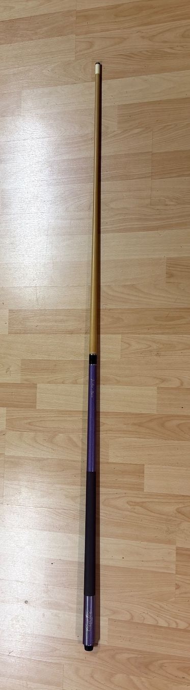 Stecche da biliardo: Billard Queue CueTec lila mit Gravur, zerlegbar – Usato da Thun venduto da BanjoDan