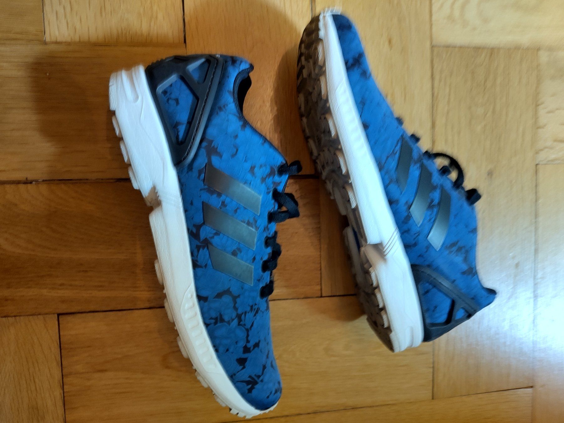 Adidas Chaussures hommes: Sneakers – D'occasion à Bern par Linii 6