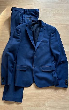 WE Herren Anzug, Slim Fit, Blau, Grösse 48, Top Zustand