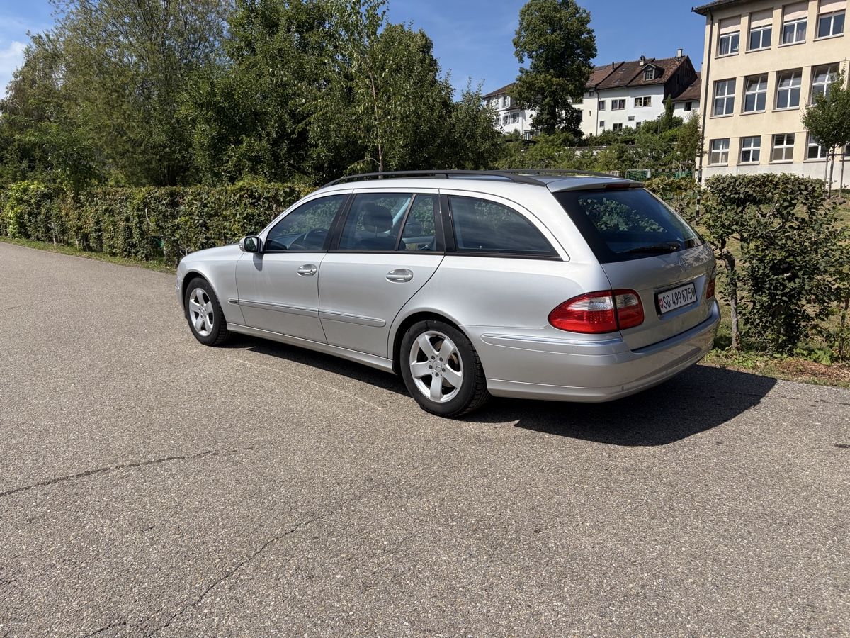 Mercedes-Benz Automobili: Mercedes E270 CDI T  – Usato da Züberwangen venduto da pippo685 7