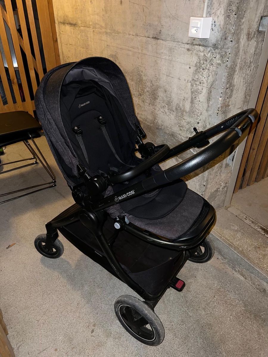 Maxi-Cosi Carrozzine: Maxi-Cosi Adora Kinderwagen – Usato da Schliern b. Köniz venduto da yugioh_93 1