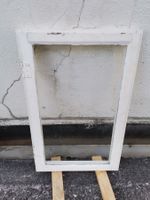 Kleines Fenster, altes kleines Fenster, Shabby Chic Fenster