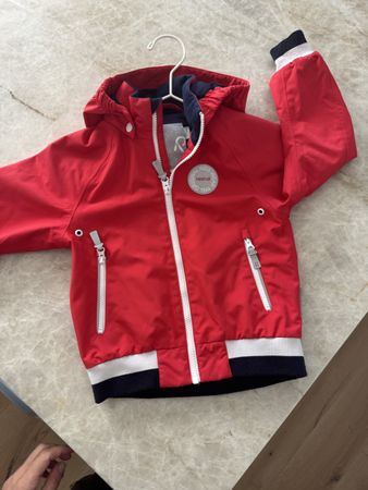 Reima Übergangsjacke Outdoorjacke gr 110 in schönem Zustan